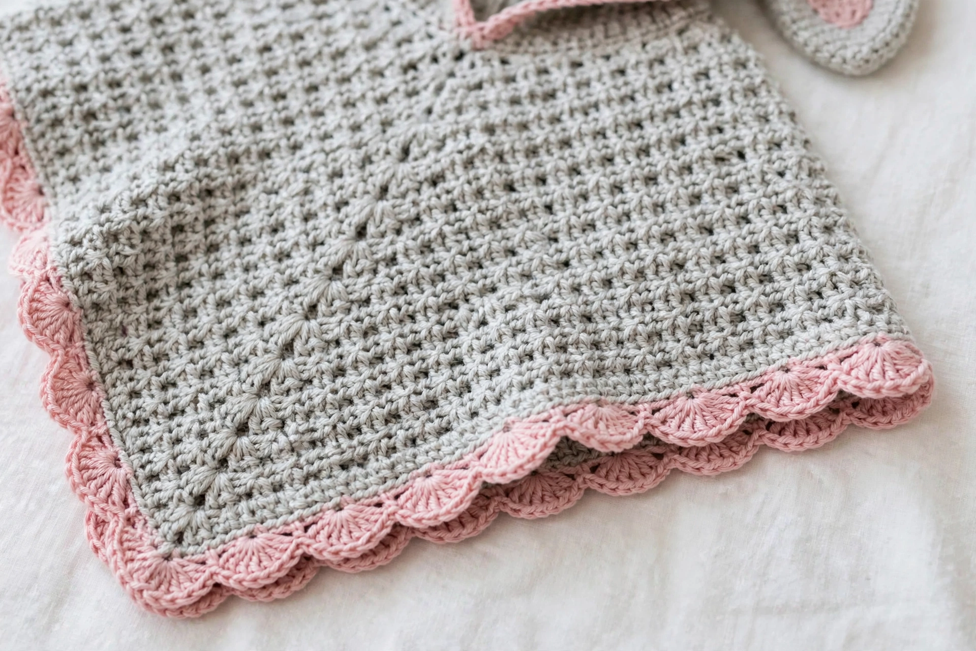 Hasenponcho Detail