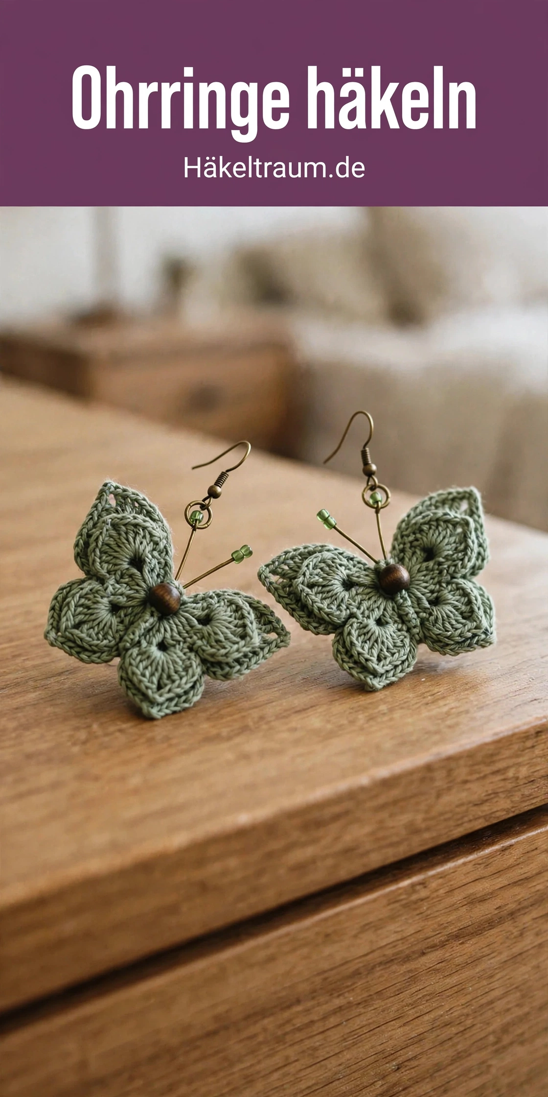 Salbeigrüne Boho-Schmetterlings-Ohrringe